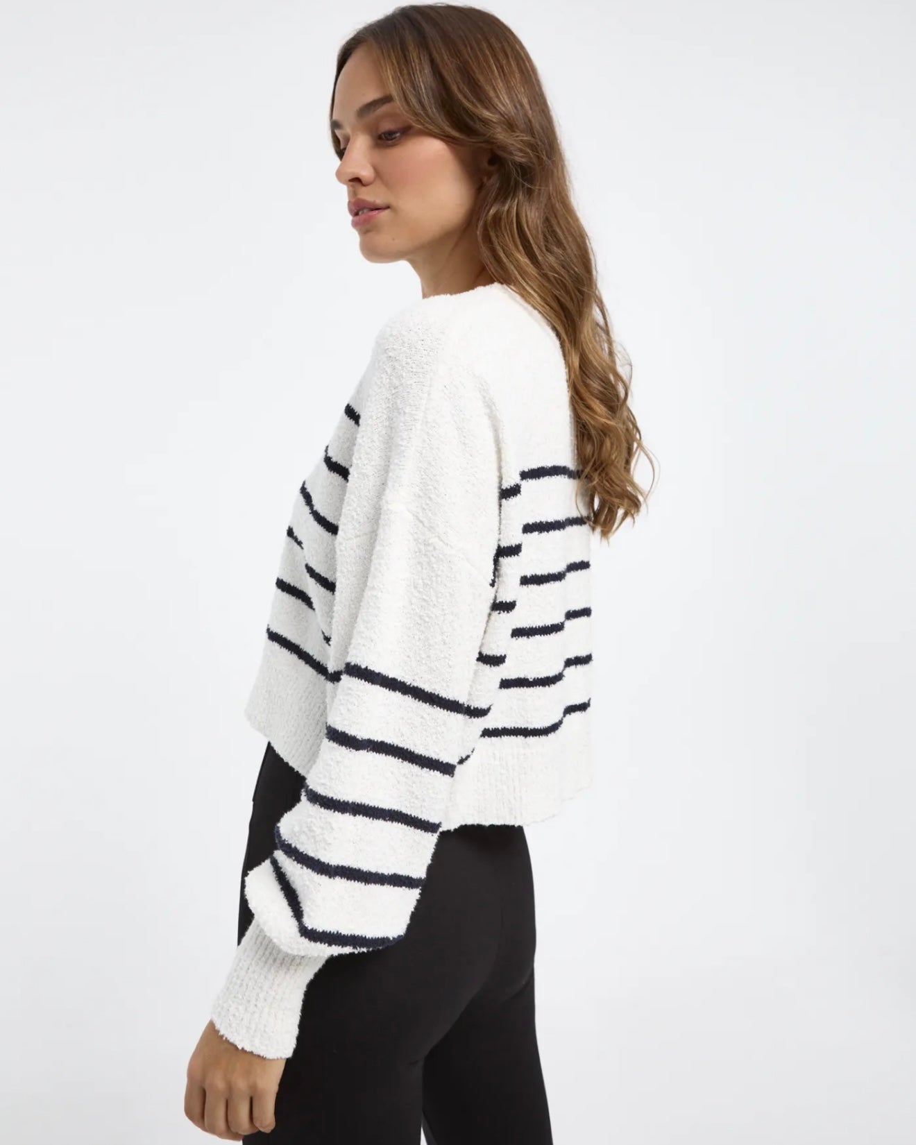 CLEA Sweater