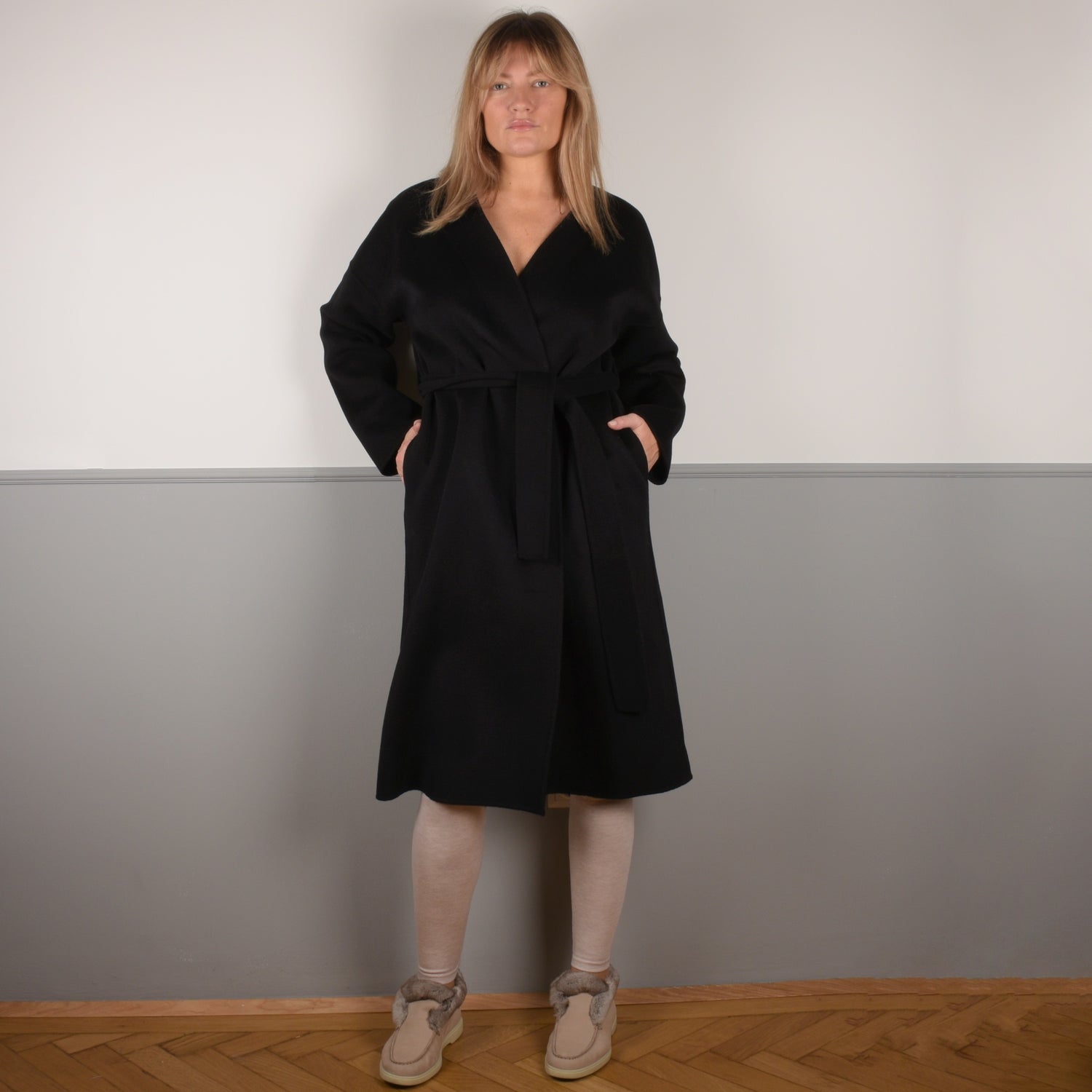 Black cashmere and merino wool coat