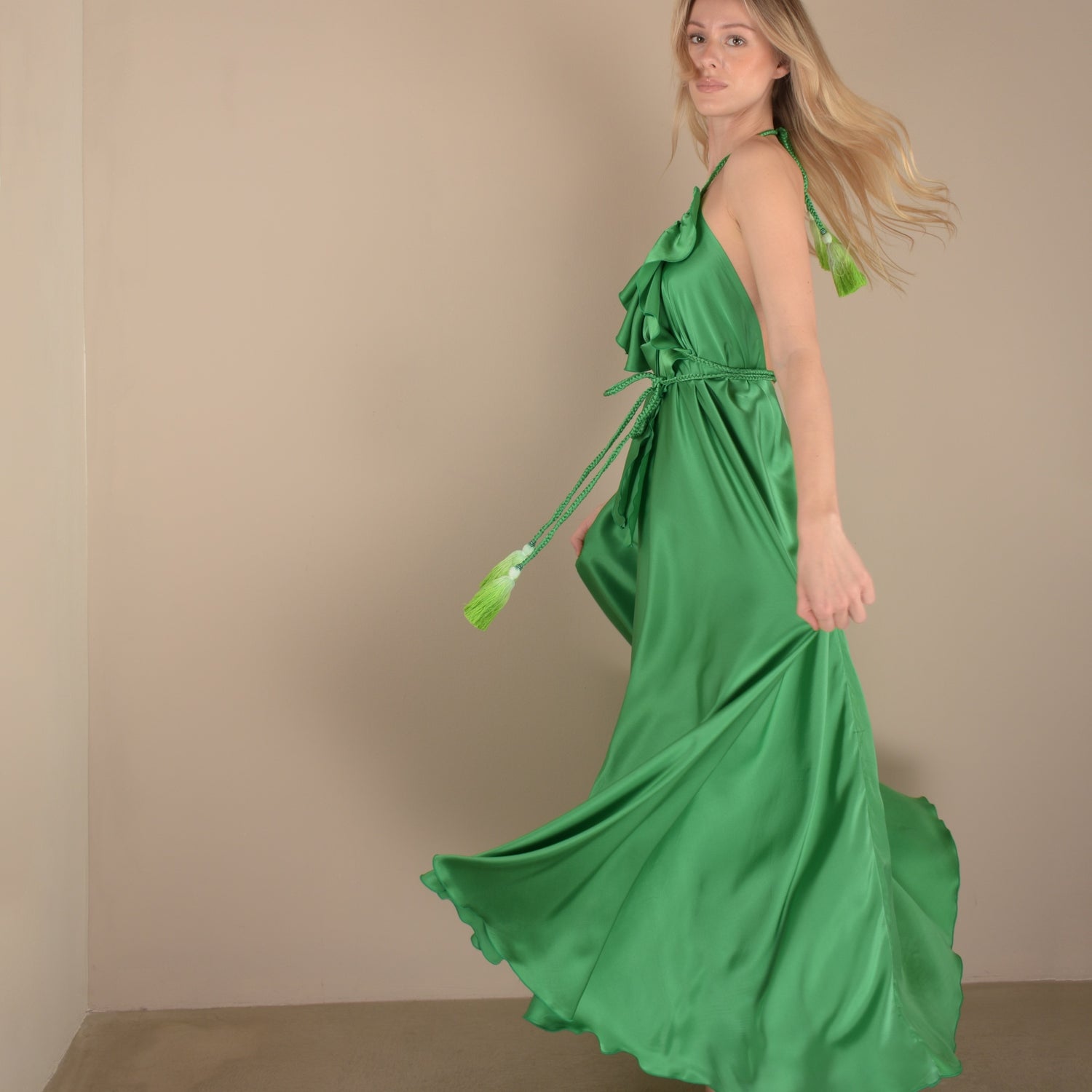 wide 7 meter silk dress