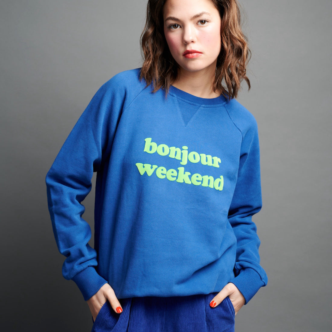 BONJOUR WEEKEND Sweatshirt